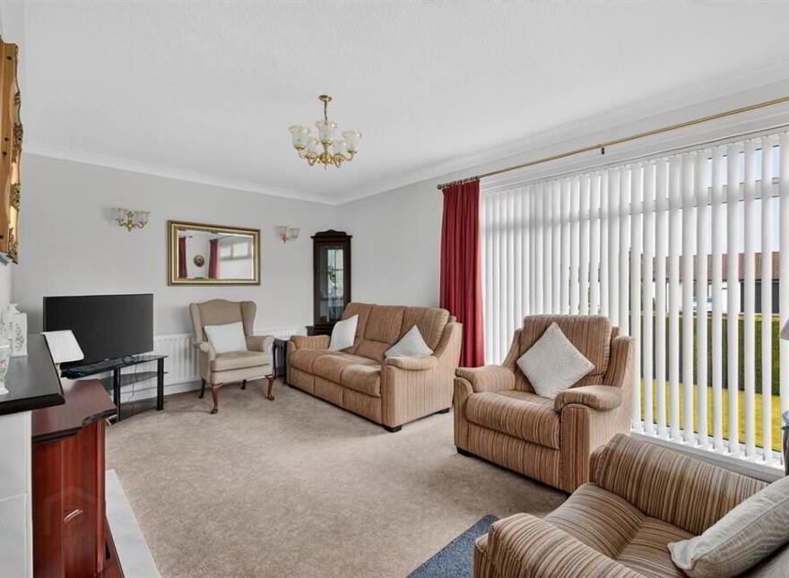 40 Magheralave Park East, Lisburn, BT28 3BT