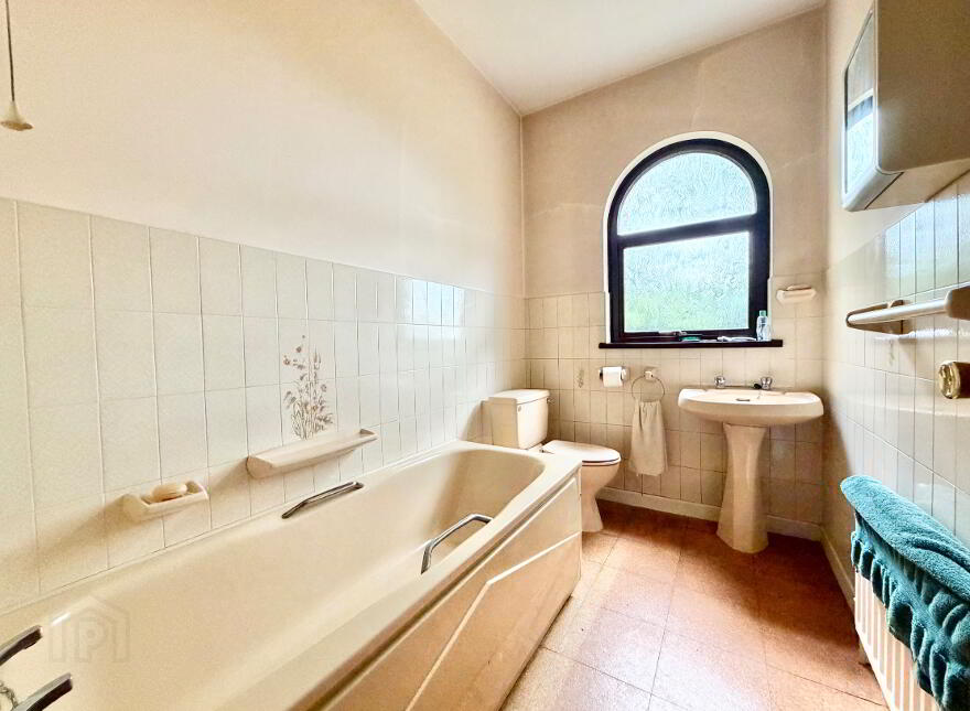 8 St Julians Road, Omagh, BT79 7HQ