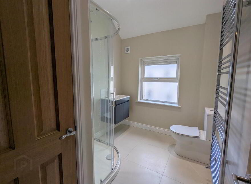 8 Valentia Place, Newcastle, BT33 0EH