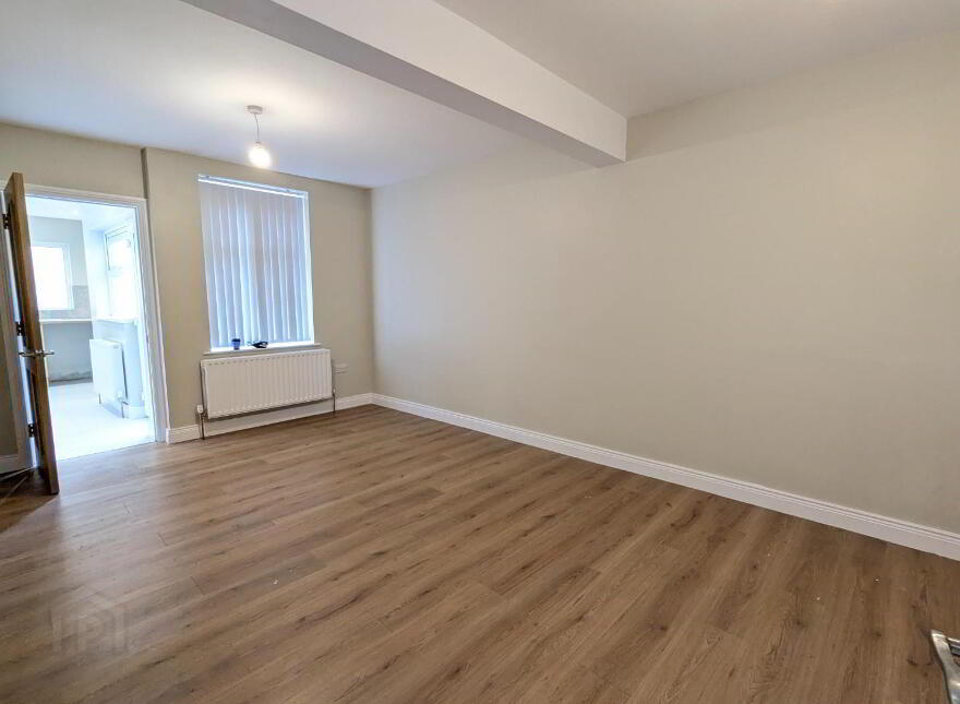 8 Valentia Place, Newcastle, BT33 0EH