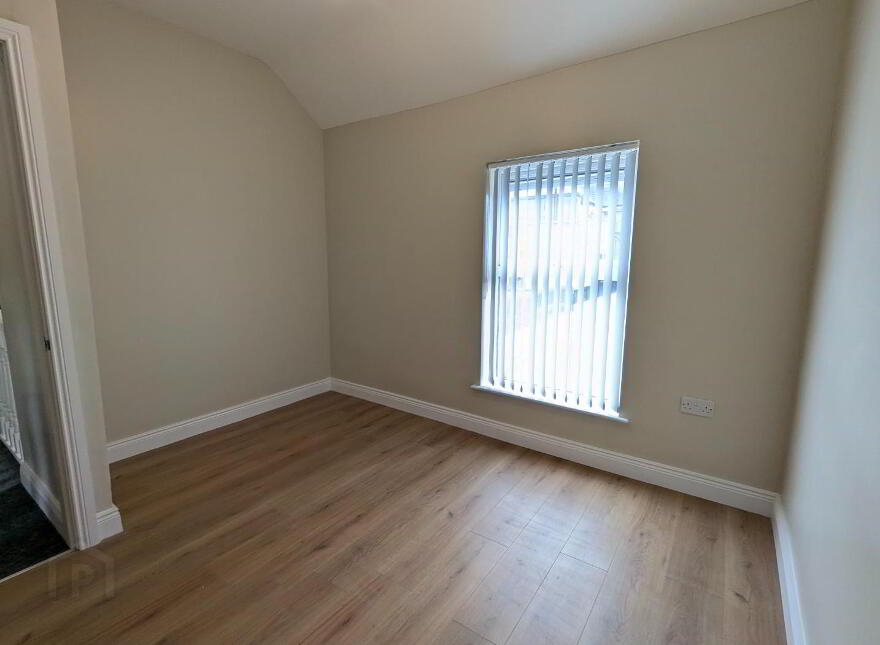8 Valentia Place, Newcastle, BT33 0EH