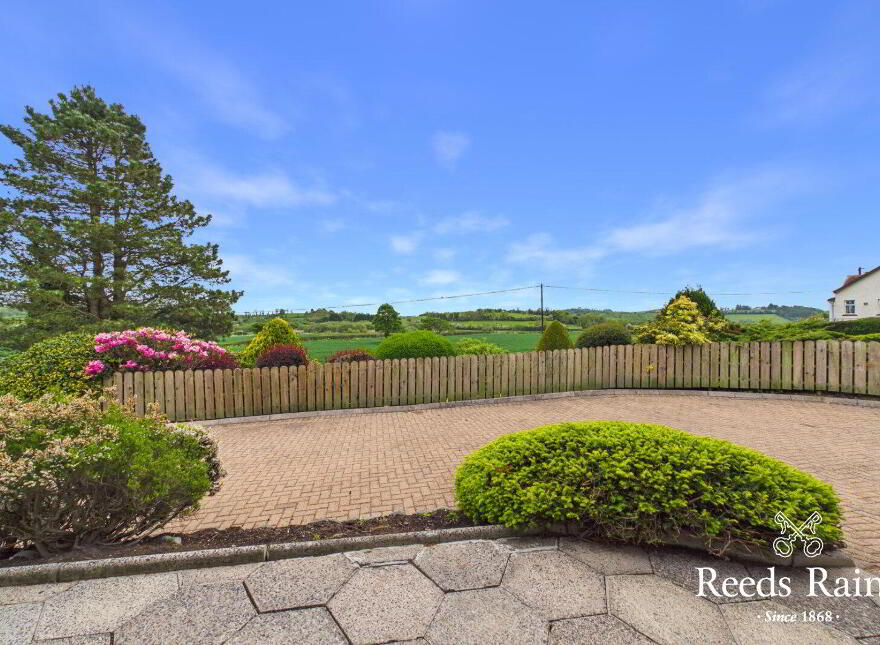 105 Lisbane Road, Saintfield, Ballynahinch, BT24 7BT