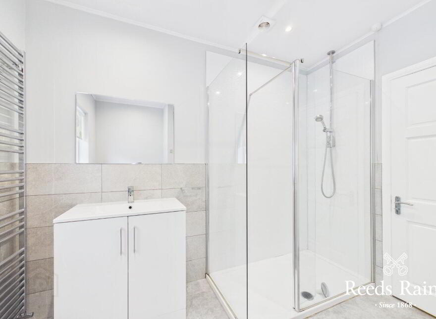 105 Lisbane Road, Saintfield, Ballynahinch, BT24 7BT