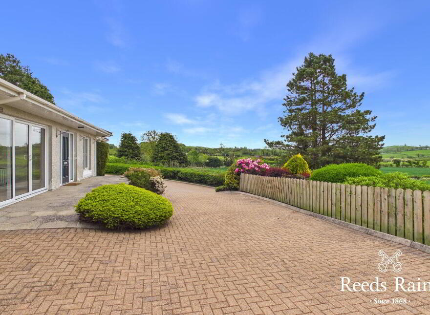 105 Lisbane Road, Saintfield, Ballynahinch, BT24 7BT