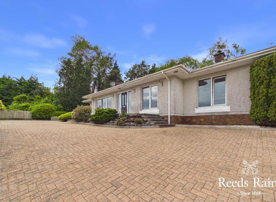 105 Lisbane Road, Saintfield, Ballynahinch, BT24 7BT