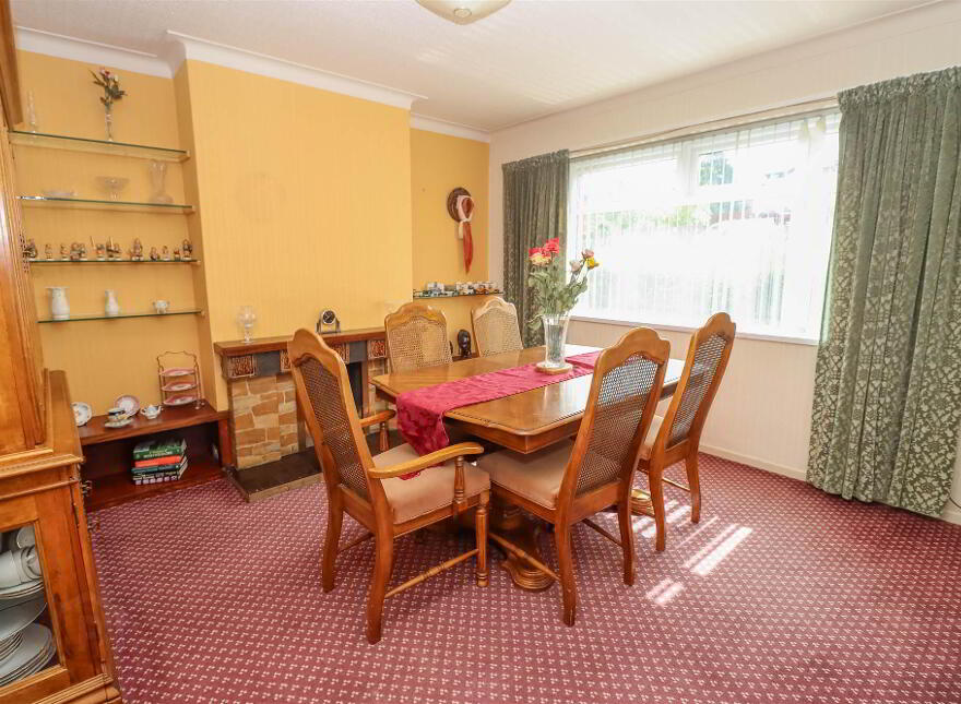168 Comber Road, Dundonald, Belfast, BT16 2BP