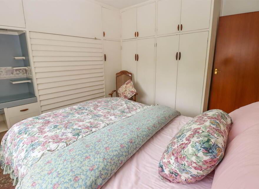 168 Comber Road, Dundonald, Belfast, BT16 2BP