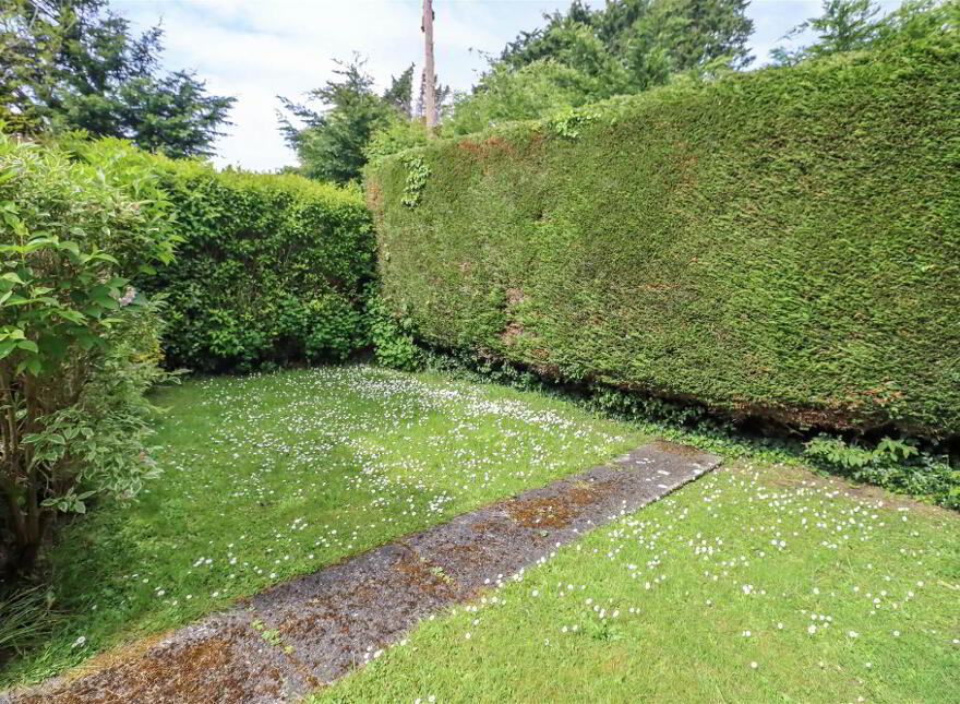168 Comber Road, Dundonald, Belfast, BT16 2BP
