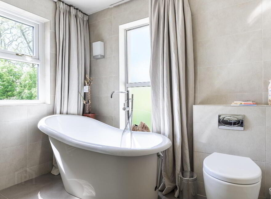 Ashvale, 10 Ballinderry Road, Aghalee, BT67 0DZ