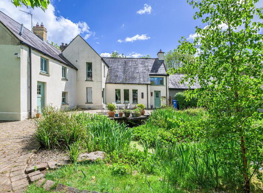 Ashvale, 10 Ballinderry Road, Aghalee, BT67 0DZ