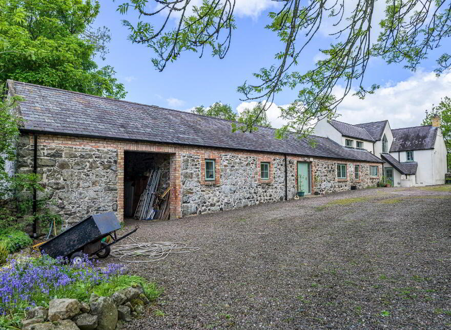 Ashvale, 10 Ballinderry Road, Aghalee, BT67 0DZ
