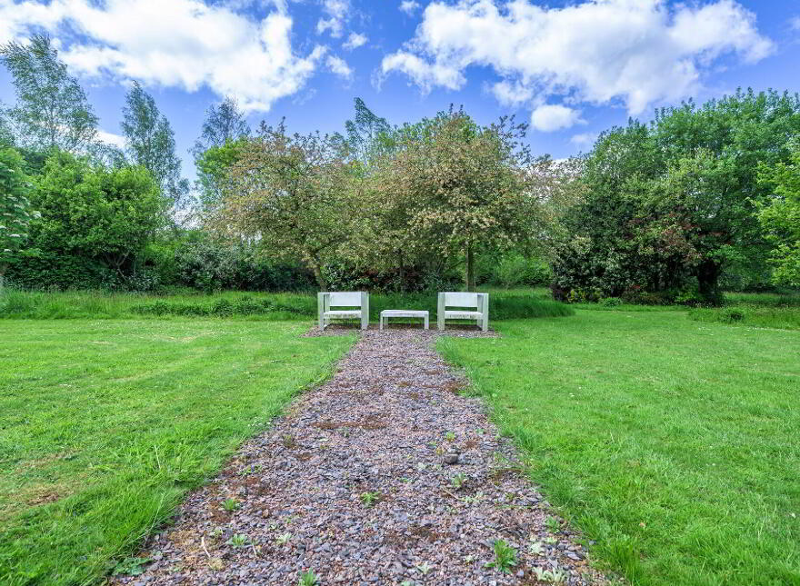 Ashvale, 10 Ballinderry Road, Aghalee, BT67 0DZ