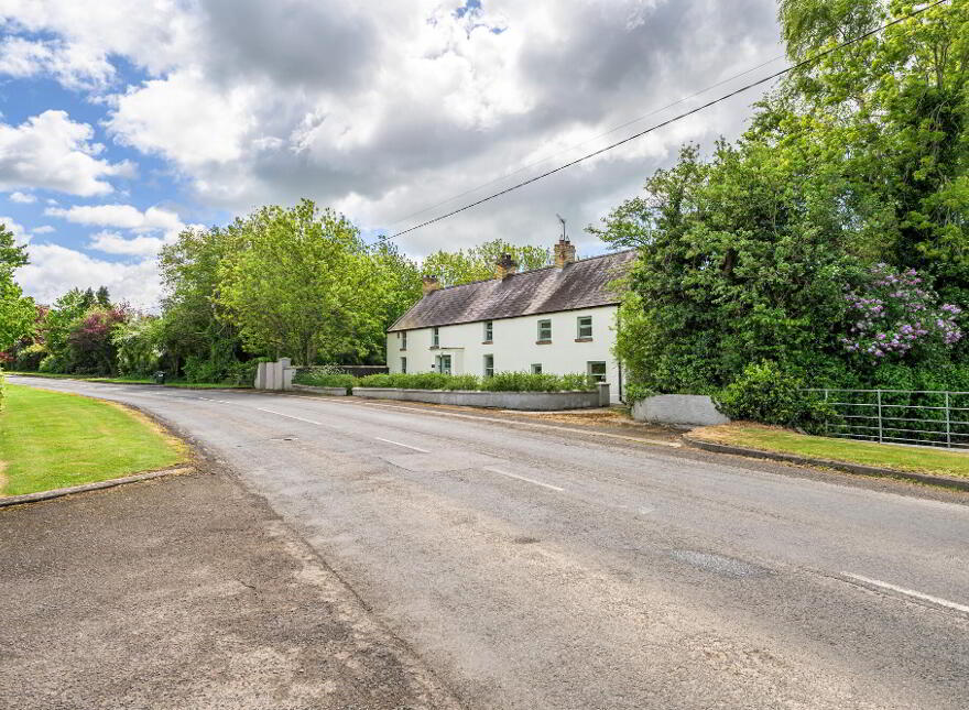 Ashvale, 10 Ballinderry Road, Aghalee, BT67 0DZ