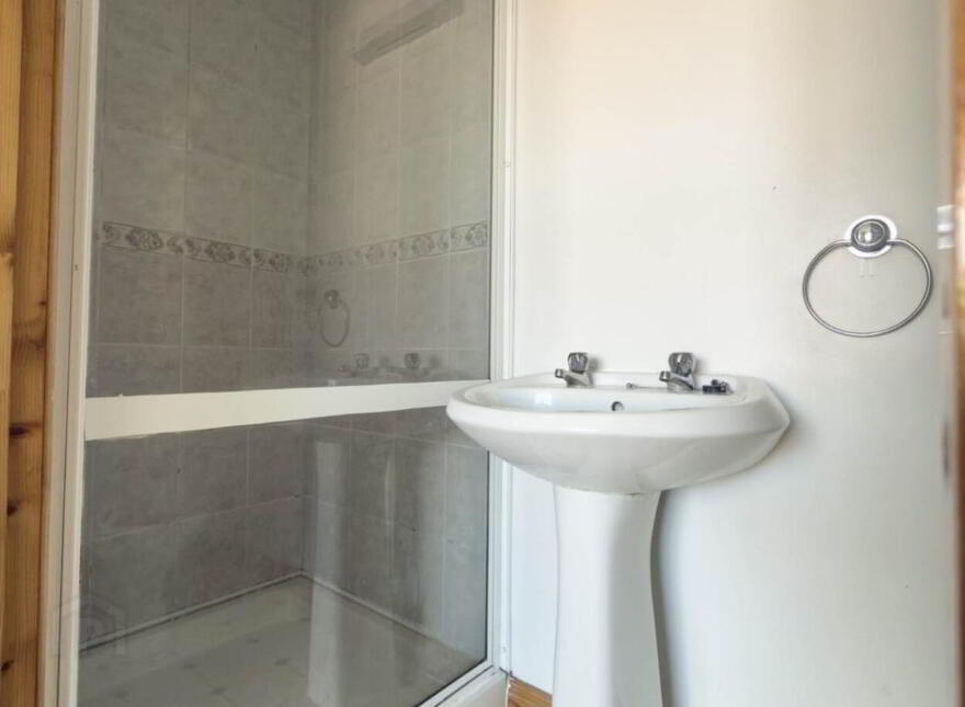 38 Parkview Drive, Letterkenny, F92R6V4
