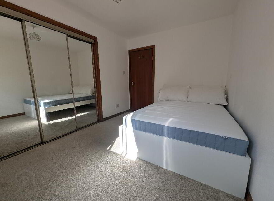 9 Boat Green, Canonmills, Edinburgh, EH3 5LL