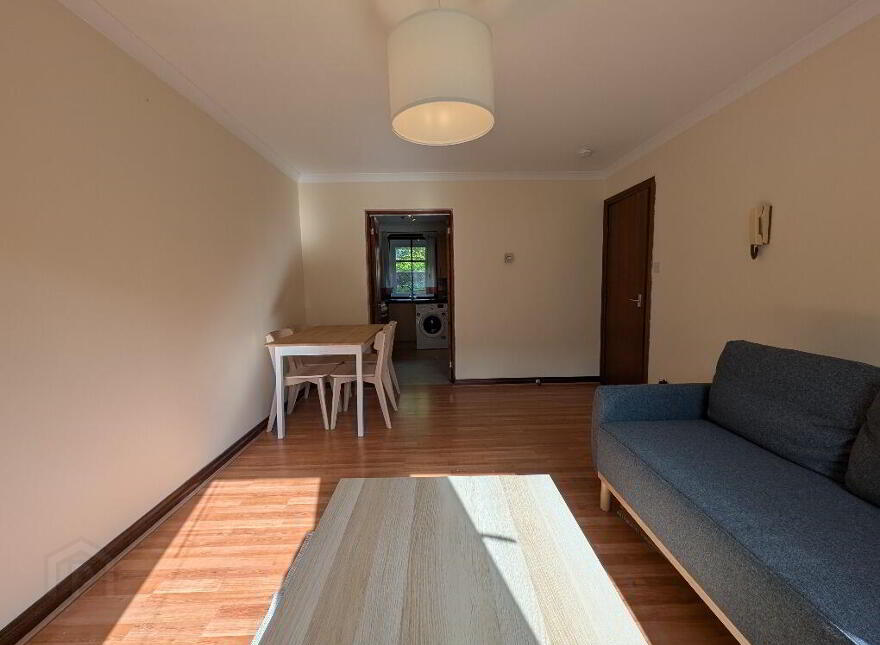 9 Boat Green, Canonmills, Edinburgh, EH3 5LL