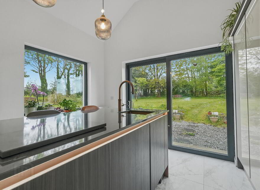 Cloonagh Lodge, Cloonagh, Charlestown, F12P5W9