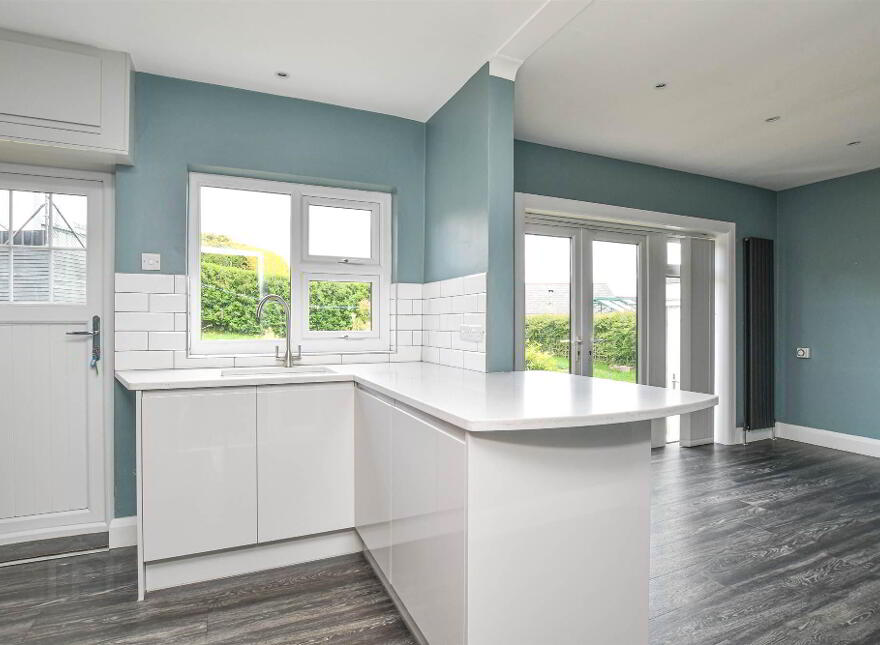 9 Ballynahinch Road, Crossgar, BT30 9HS