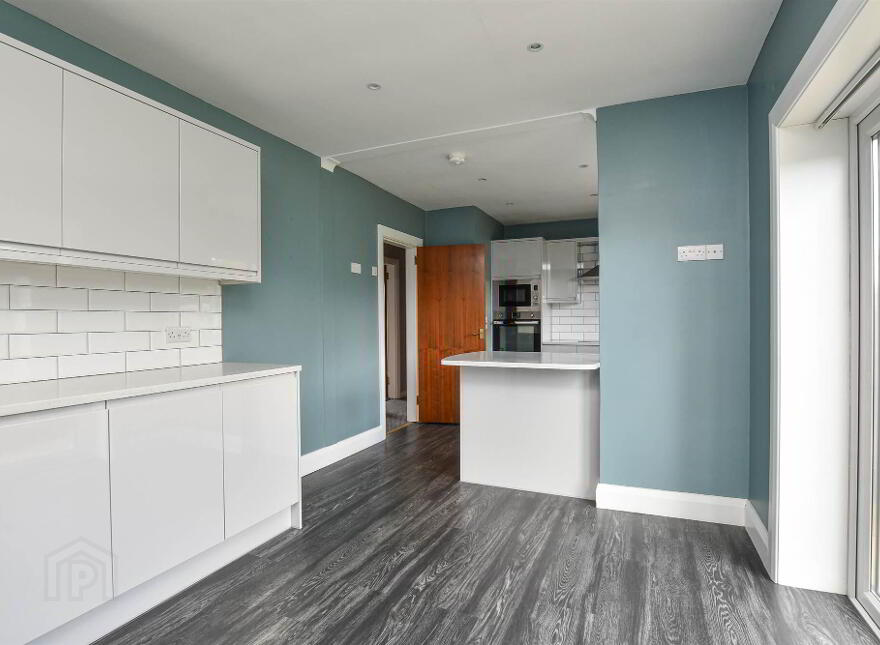 9 Ballynahinch Road, Crossgar, BT30 9HS