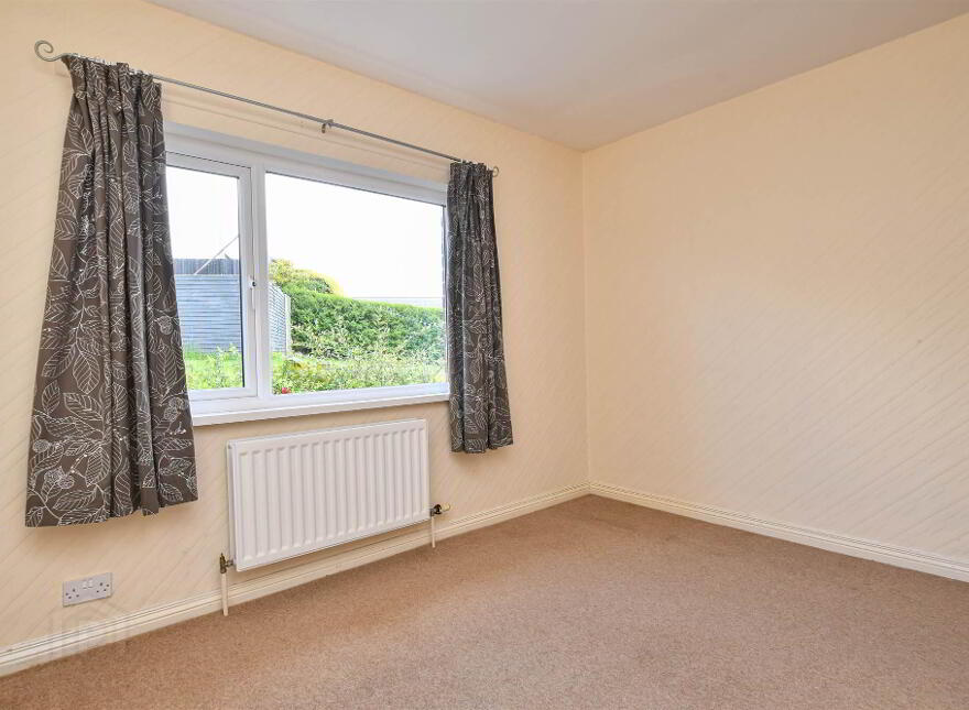 9 Ballynahinch Road, Crossgar, BT30 9HS