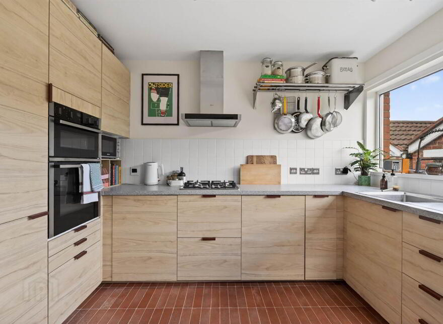38 Sharman Road, Stranmillis, Belfast, BT9 5FX