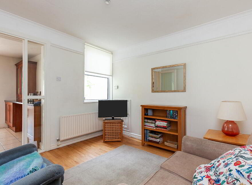 15 Hughenden Avenue, Belfast, BT15 5DB