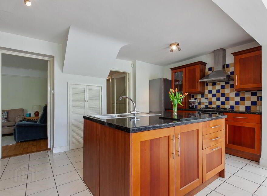 15 Hughenden Avenue, Belfast, BT15 5DB