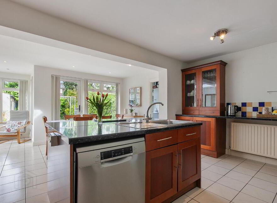 15 Hughenden Avenue, Belfast, BT15 5DB