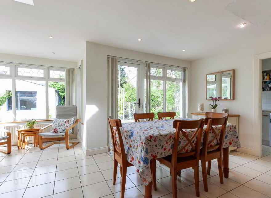 15 Hughenden Avenue, Belfast, BT15 5DB