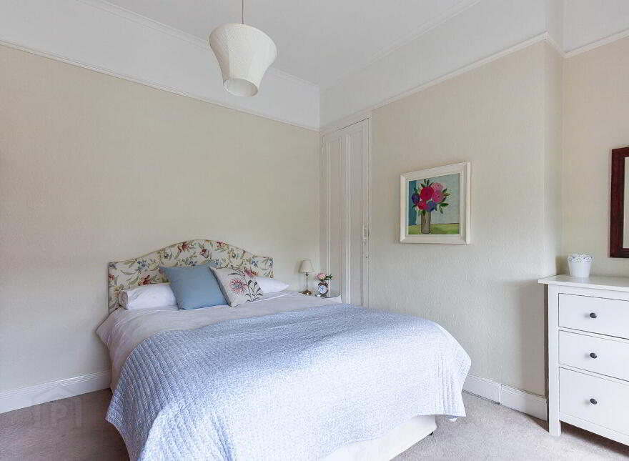 15 Hughenden Avenue, Belfast, BT15 5DB
