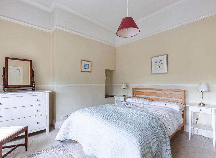 15 Hughenden Avenue, Belfast, BT15 5DB