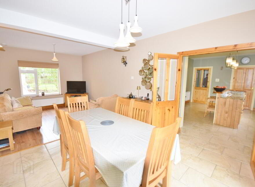 Shanaway, Tarbert, V31AV82