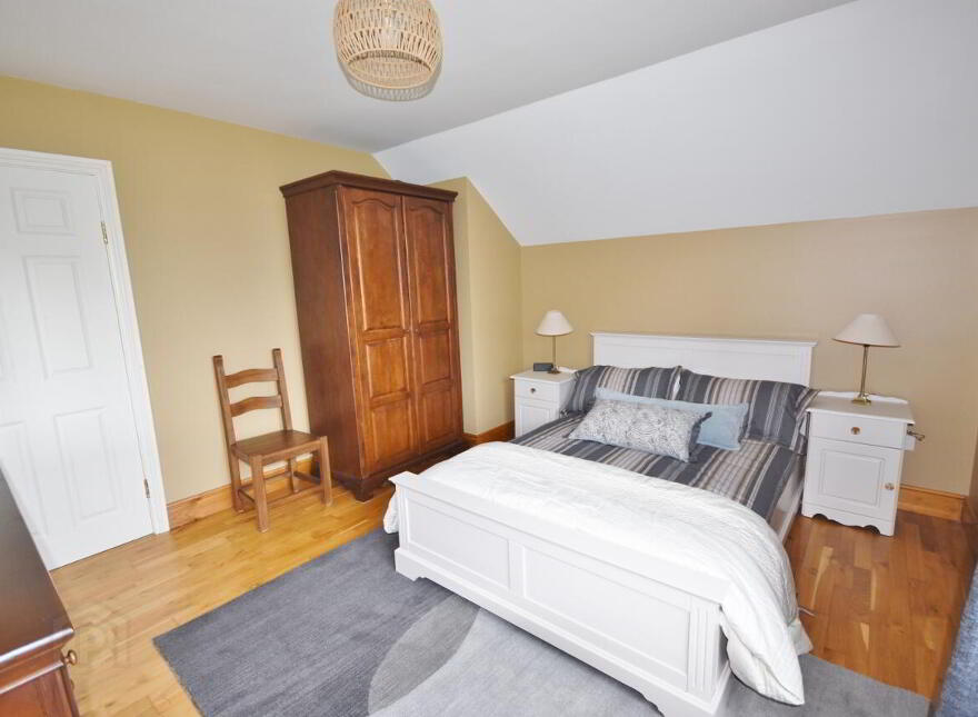 Shanaway, Tarbert, V31AV82