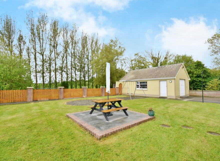 Shanaway, Tarbert, V31AV82