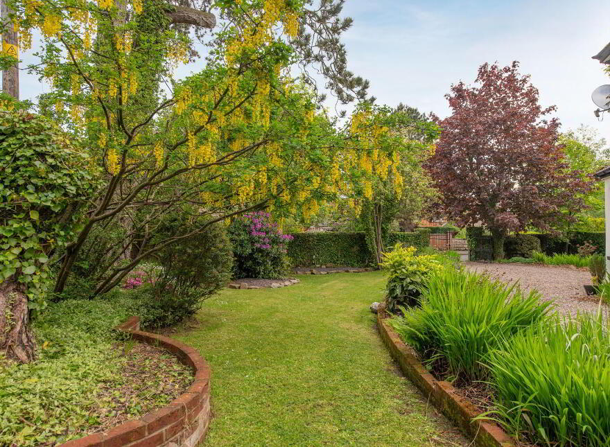 1 Lynda Avenue, Jordanstown, Newtownabbey, BT37 0NX