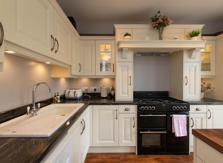 1 Lynda Avenue, Jordanstown, Newtownabbey, BT37 0NX
