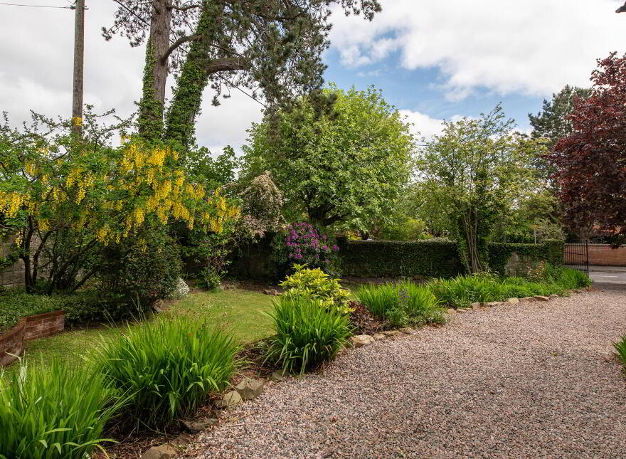 1 Lynda Avenue, Jordanstown, Newtownabbey, BT37 0NX