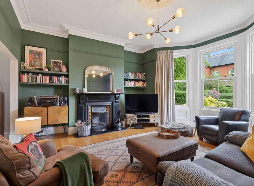57 Myrtlefield Park, Belfast, BT9 6NG