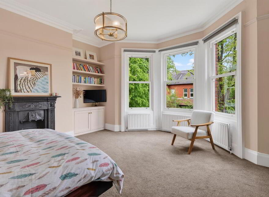 57 Myrtlefield Park, Belfast, BT9 6NG