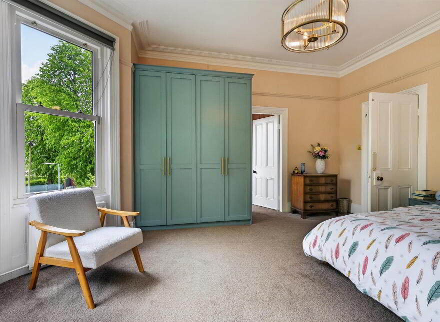 57 Myrtlefield Park, Belfast, BT9 6NG