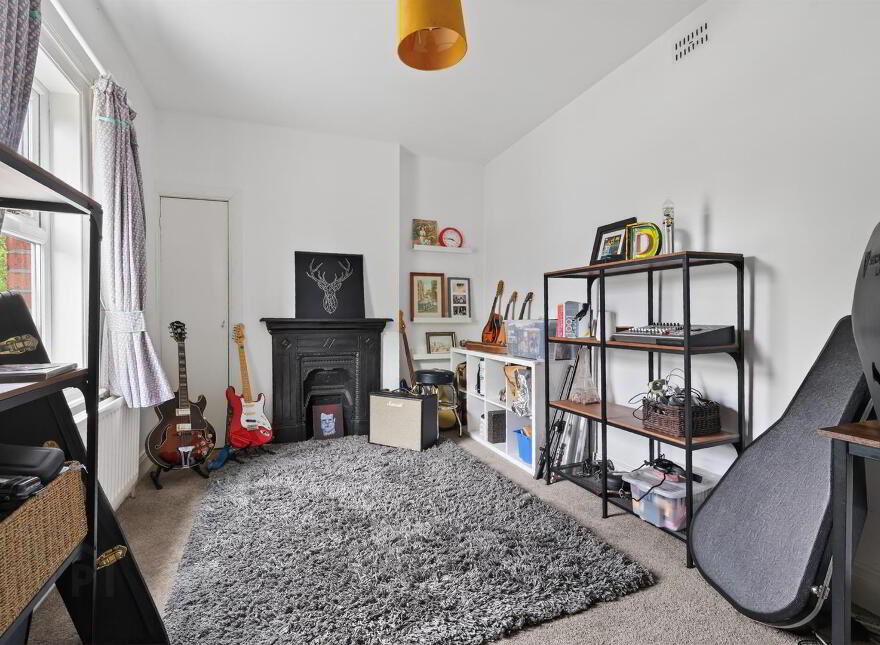 57 Myrtlefield Park, Belfast, BT9 6NG