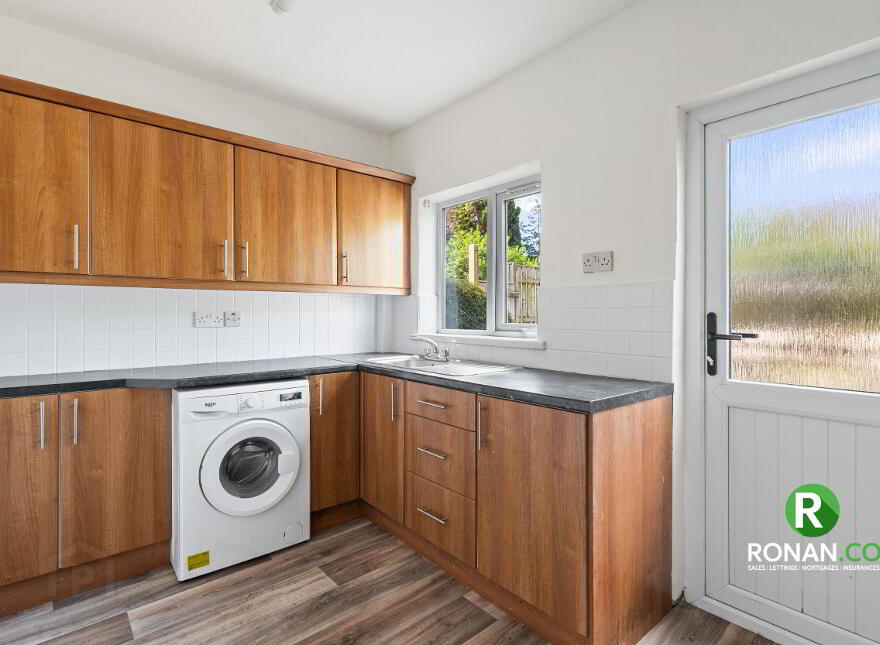 29 Dublin Road, Strabane, BT82 9EA