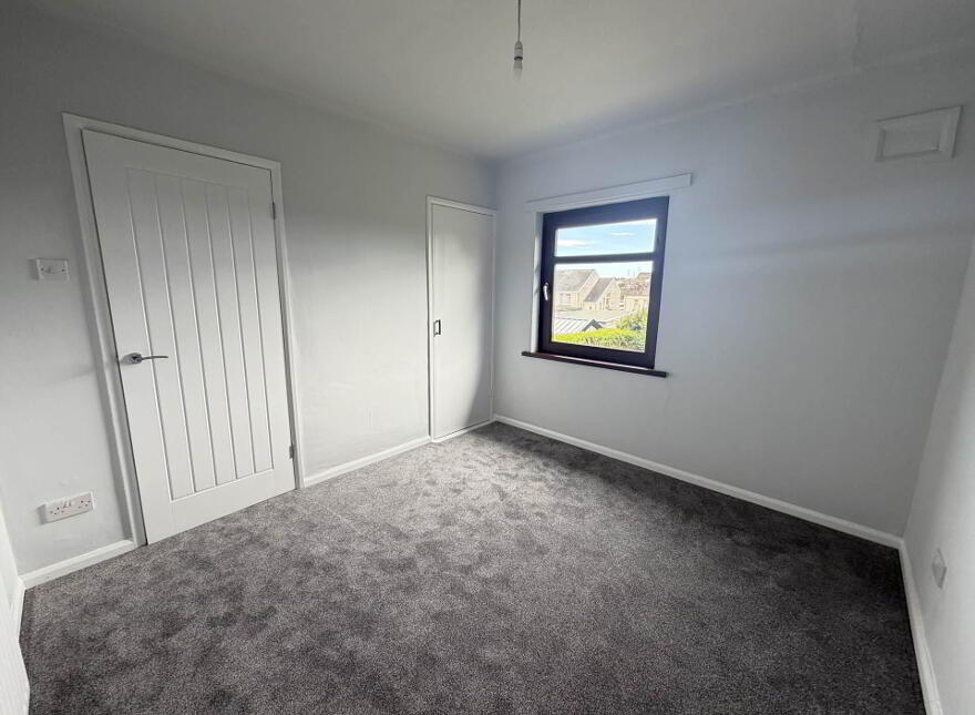 5 Bay Park, Larne, BT40 1BZ