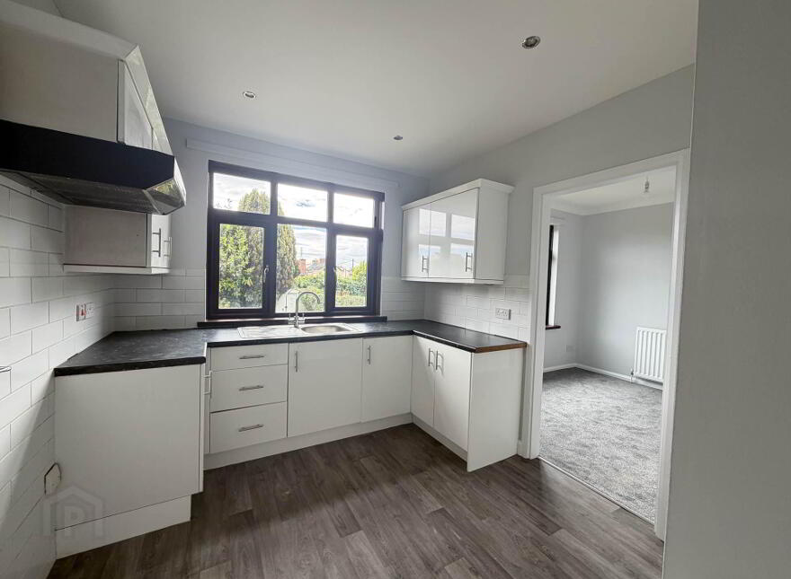 5 Bay Park, Larne, BT40 1BZ