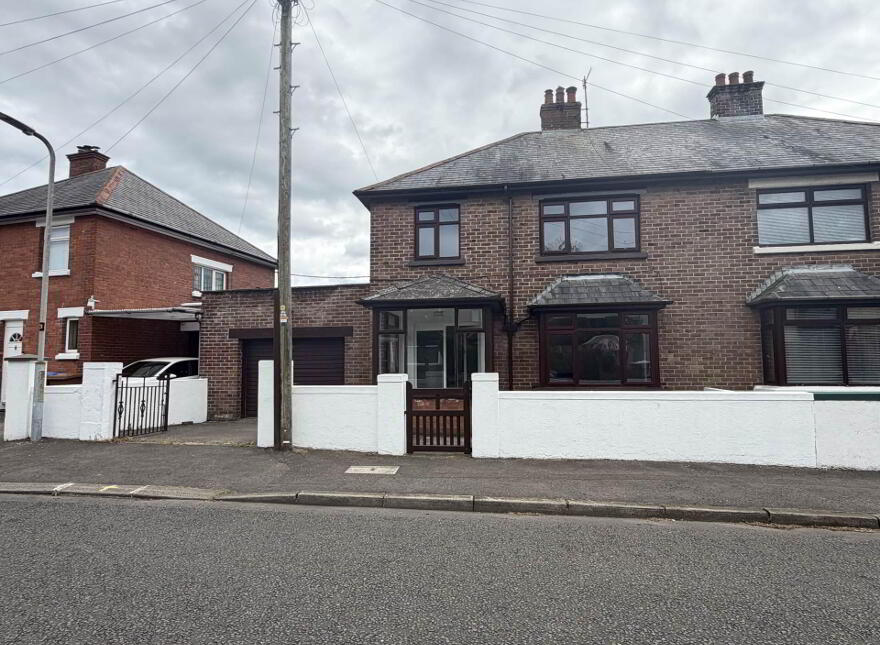 5 Bay Park, Larne, BT40 1BZ