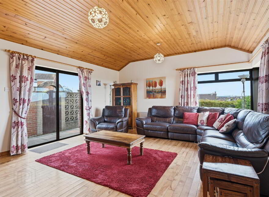 12 Heathermount Crescent, Comber, BT23 5HW