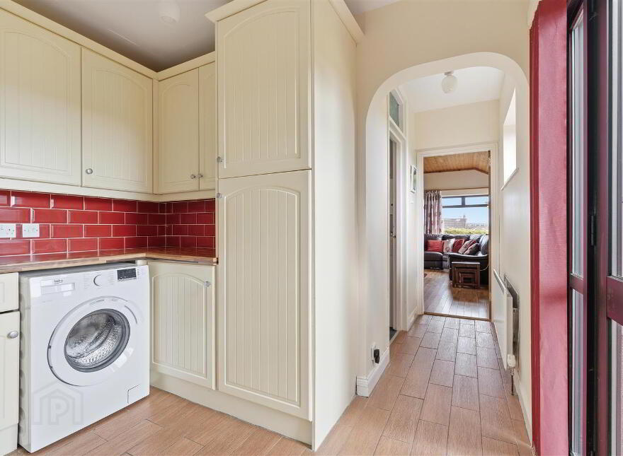 12 Heathermount Crescent, Comber, BT23 5HW