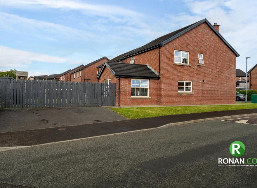 36 Bracken Hill, Strabane, BT82 8FH