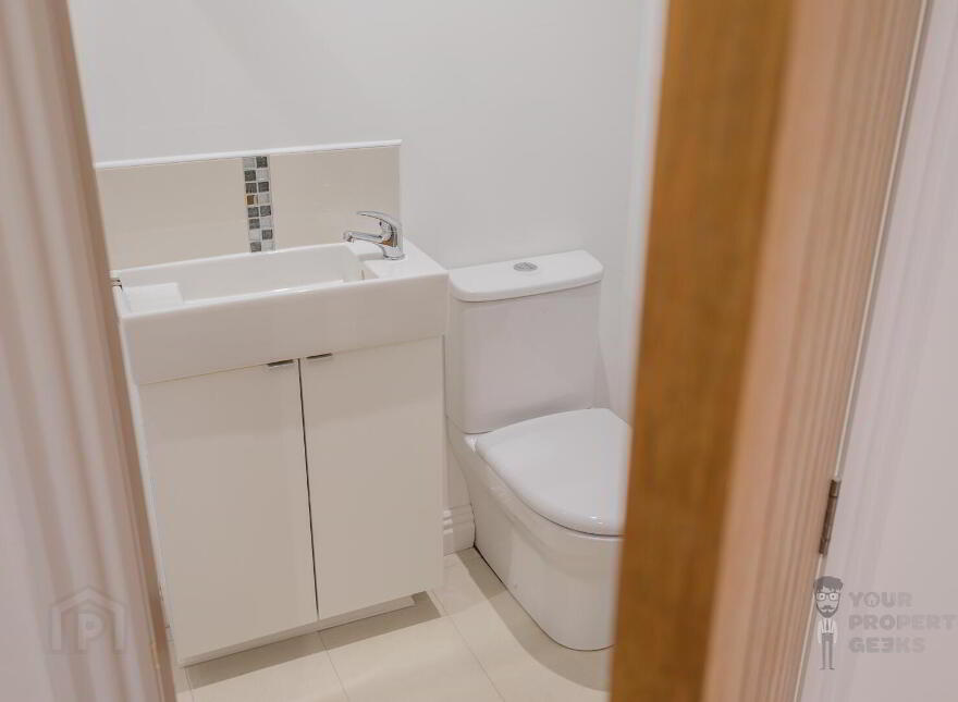 Room 5, 342 Woodstock Road, Belfast, BT6 9DP