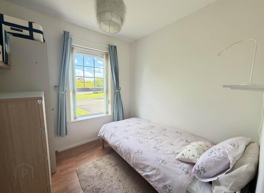 9 Walnut Close, Larne, BT40 2WR